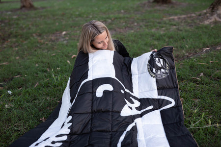 Collingwood Magpies - AFL Sustainable Down Puffy Blanket